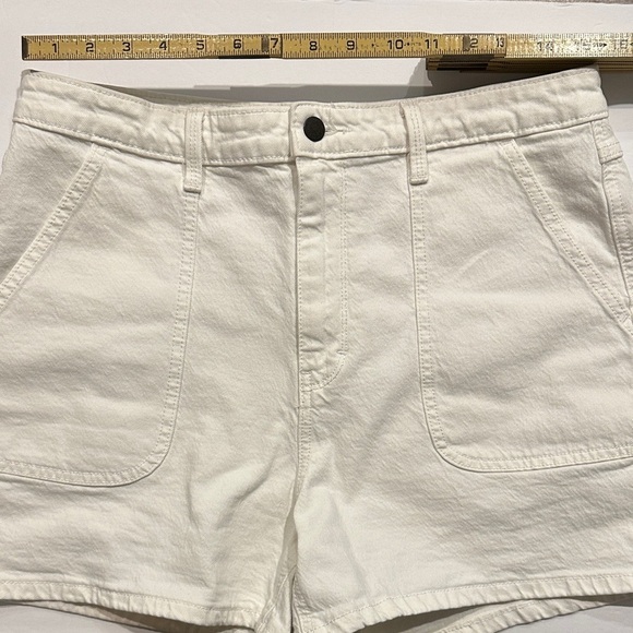 Universal Thread high-rise midi white carpenter cotton Shorts size 12/31 - Picture 5 of 10